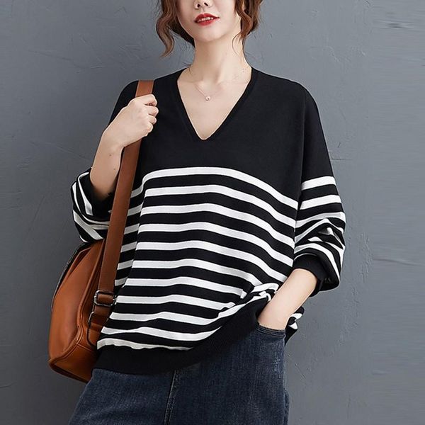 women's sweaters women long sleeve casual 2021 autumn simple style vintage v-neck striped loose female knitted pullovers b1265, White;black
women's sweaters women long sleeve casual 2021 autumn simple style vintage v-neck striped loose female knitted pullovers b1265, White;black