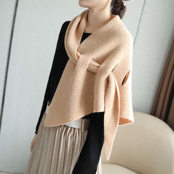 ladies pure wool triangular scarf perforated hollow warm solid color versatile korean shawl bib dual purpose, Blue;gray
ladies pure wool triangular scarf perforated hollow warm solid color versatile korean shawl bib dual purpose, Blue;gray