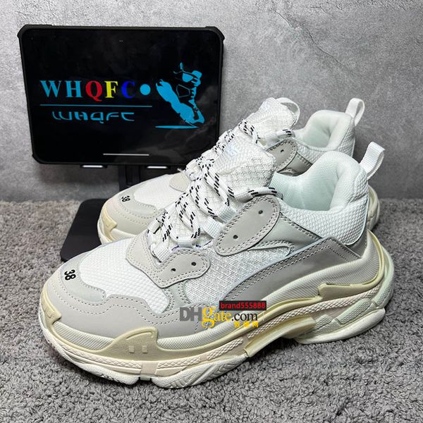 mens triple s shoes 17fw sneaker womens paris black white letter colorful blue bright red rice ash grey green pink silvery retro ladies
mens triple s shoes 17fw sneaker womens paris black white letter colorful blue bright red rice ash grey green pink silvery retro ladies