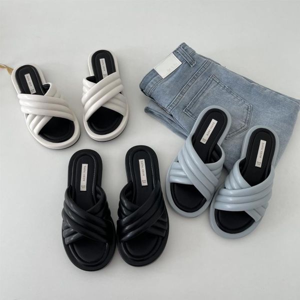 shoes woman 2021 house slippers platform pantofle shale female beach low rubber flip flops soft sabot summer hawaiian slides, Black
shoes woman 2021 house slippers platform pantofle shale female beach low rubber flip flops soft sabot summer hawaiian slides, Black
