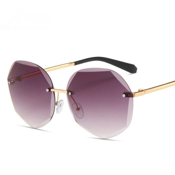 sunglasses rimless cat eye round women frameless metal sun glasses fashion female lady shades uv400 eyewear for travel driving, White;black
sunglasses rimless cat eye round women frameless metal sun glasses fashion female lady shades uv400 eyewear for travel driving, White;black