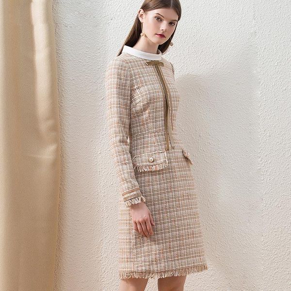 casual dresses abrini khaki dress thick tassel slim elegant tweed winter chic plaid female fashion custom midi office lady, Black;gray
casual dresses abrini khaki dress thick tassel slim elegant tweed winter chic plaid female fashion custom midi office lady, Black;gray