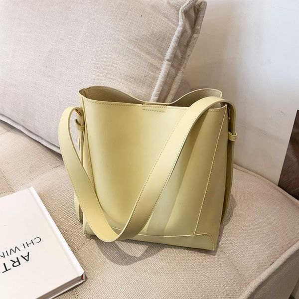 evening bags 2021 large-capacity retro solid color shoulder messenger bag women's summer bucket
evening bags 2021 large-capacity retro solid color shoulder messenger bag women's summer bucket