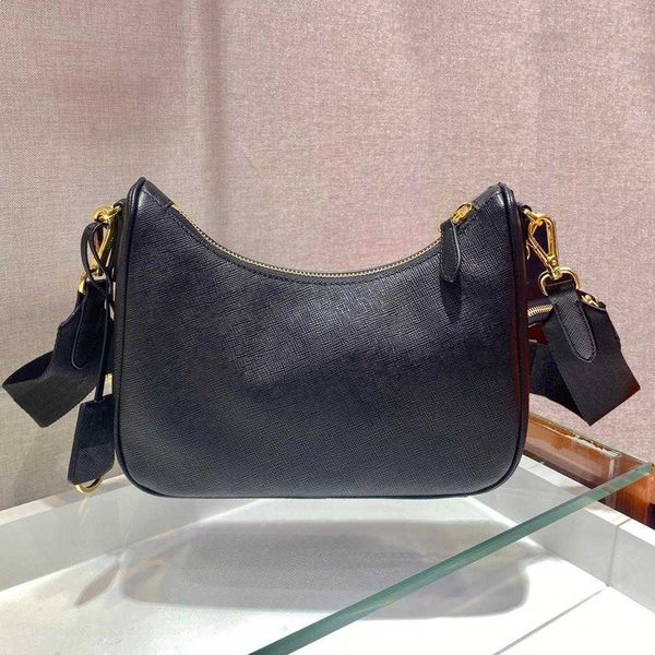l women genuine designer fashion luxury hand hobo bag crossbody shoulder s lady chains hands messenger women's leather han
l women genuine designer fashion luxury hand hobo bag crossbody shoulder s lady chains hands messenger women's leather han