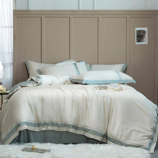bedding sets spring/summer style 800tc lenzing tencel embroidered 4piece set solid color quilt cover bed sheet silky smooth edredones
bedding sets spring/summer style 800tc lenzing tencel embroidered 4piece set solid color quilt cover bed sheet silky smooth edredones