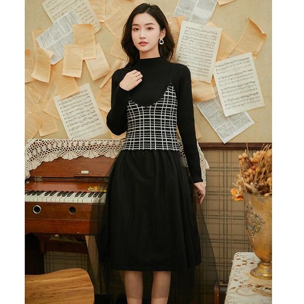 casual dresses 2021 winter women two piece set knitting dress long sleeve o-neck fashion elegant korean party ladies maxi clothes, Black;gray
casual dresses 2021 winter women two piece set knitting dress long sleeve o-neck fashion elegant korean party ladies maxi clothes, Black;gray