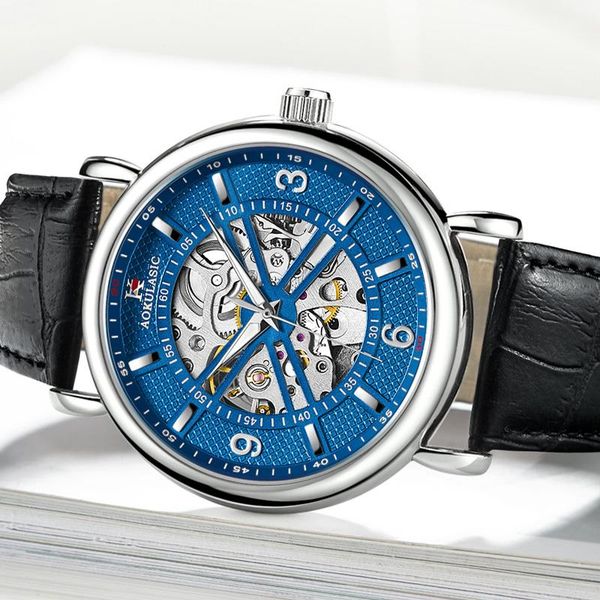wristwatches aokulasic automatic mechanical men wristwatch military army sport male clock waterproof skeleton man watch 020, Slivery;brown
wristwatches aokulasic automatic mechanical men wristwatch military army sport male clock waterproof skeleton man watch 020, Slivery;brown