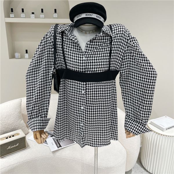 sweaters spring summer 2021 of niche design retro bubble fashion women houndstooth shirt + small black slings, White;black
sweaters spring summer 2021 of niche design retro bubble fashion women houndstooth shirt + small black slings, White;black