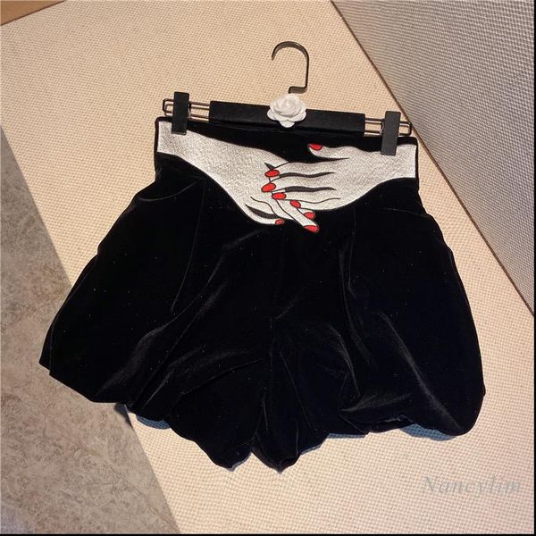 women short autumn retro velvet lantern shorts womens fashion hand embroidery design high waist wear, White;black
women short autumn retro velvet lantern shorts womens fashion hand embroidery design high waist wear, White;black