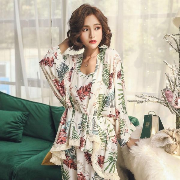3pcs pajamas set comfort women sleepwear cotton satin elegant green leaves printed coat vest pants homewear leisure wear, Black;red
3pcs pajamas set comfort women sleepwear cotton satin elegant green leaves printed coat vest pants homewear leisure wear, Black;red