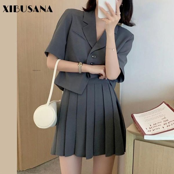 two piece dress women retro short double button blazer outwear and high waist pleated skirts suits female sleeveblazers, White
two piece dress women retro short double button blazer outwear and high waist pleated skirts suits female sleeveblazers, White