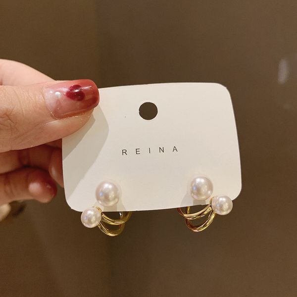 s925 sier needle korean east gate double ring pearl earrings feminine temperament simple and versatile earrings can be worn two times, Golden
s925 sier needle korean east gate double ring pearl earrings feminine temperament simple and versatile earrings can be worn two times, Golden