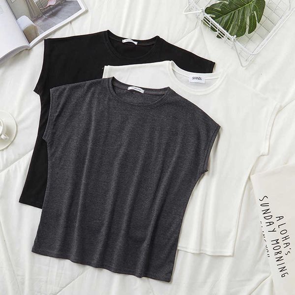 summer women t-shirt casual loose short sleeve harajuku cotton t shirt female batwing tees shirt femme black white gray 210604
summer women t-shirt casual loose short sleeve harajuku cotton t shirt female batwing tees shirt femme black white gray 210604