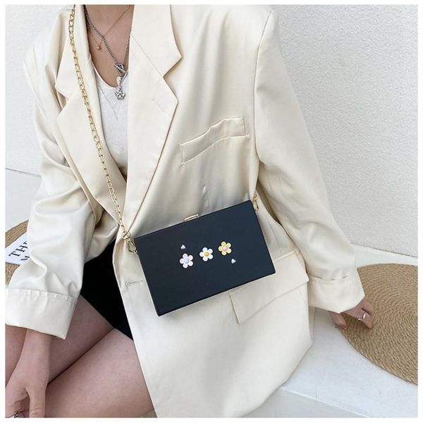 evening bags fashion women's handbag heart-shaped pearl three-dimensional flower box shoulder bag party chain diagonal small square
evening bags fashion women's handbag heart-shaped pearl three-dimensional flower box shoulder bag party chain diagonal small square