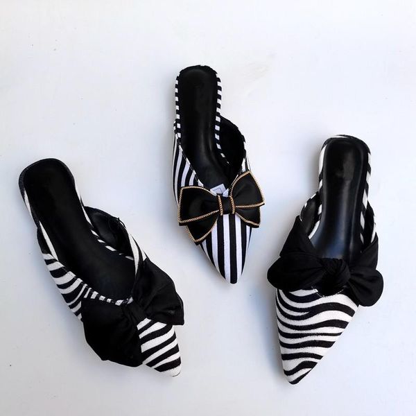 slippers shoes woman 2021 casual shallow cover toe flock butterfly-knot low pantofle glitter slides luxury flat jelly, Black
slippers shoes woman 2021 casual shallow cover toe flock butterfly-knot low pantofle glitter slides luxury flat jelly, Black
