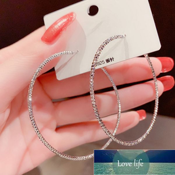 exaggerated big thin hoop earrings for women simple shiny starry large circle earrings party jewelry boucles d'oreill factory price exp, Golden;silver
exaggerated big thin hoop earrings for women simple shiny starry large circle earrings party jewelry boucles d'oreill factory price exp, Golden;silver