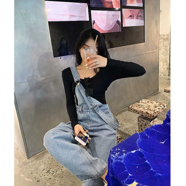 spring style 2021 super high return rate denim suspenders women's korean waist slim loose straight wide leg pants, Blue
spring style 2021 super high return rate denim suspenders women's korean waist slim loose straight wide leg pants, Blue