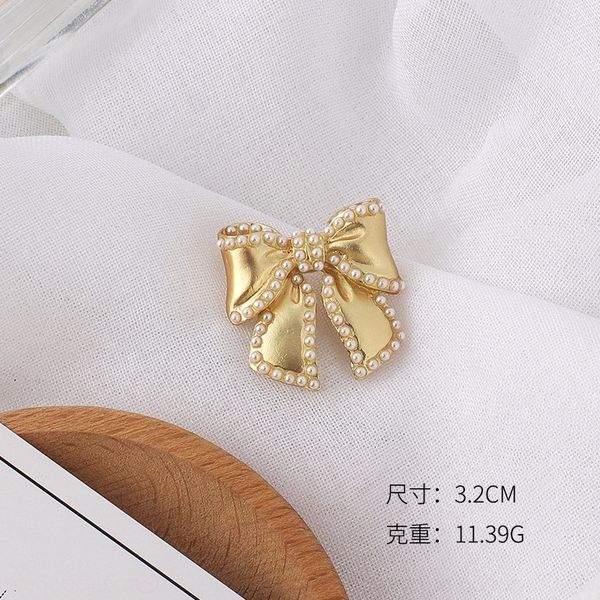 qnl pearl brooches female fixed clothes cardigan anti light brooch lovely badge accessories accessory pins badge pin cufflinks accessories, Gray
qnl pearl brooches female fixed clothes cardigan anti light brooch lovely badge accessories accessory pins badge pin cufflinks accessories, Gray