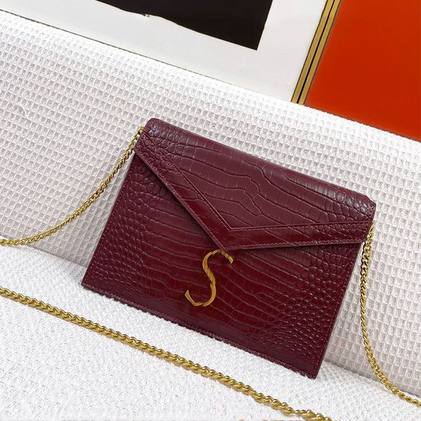 new style messenger bags 2021fashion lady metal chain shoulder bag crocodile pattern envelope element handbag s08006
new style messenger bags 2021fashion lady metal chain shoulder bag crocodile pattern envelope element handbag s08006