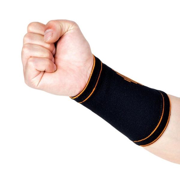 wrist support sports supplies knitted wristbands wraps protective guards for gym volleyball basketball, Black;red
wrist support sports supplies knitted wristbands wraps protective guards for gym volleyball basketball, Black;red