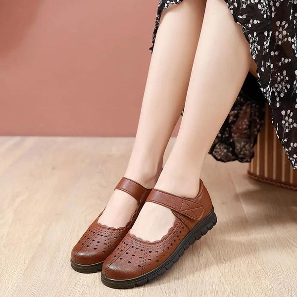 sandals summer hollow soft soled mother's shoes round head middle-aged and elderly hole flat hook loop, Black
sandals summer hollow soft soled mother's shoes round head middle-aged and elderly hole flat hook loop, Black