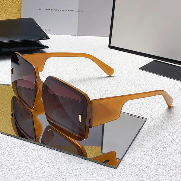 fashion classic design polarized 2022 luxury sunglasses for men women pilot sun glasses uv400 eyewear metal frame polaroid lens 30209 with b, White;black
fashion classic design polarized 2022 luxury sunglasses for men women pilot sun glasses uv400 eyewear metal frame polaroid lens 30209 with b, White;black