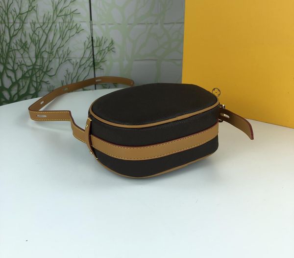 2021 fashion designers women handbags luxurys lady crossbody bags leather shoulder bag classic flowers messenger purses chains plaid totes 4, Red;black
2021 fashion designers women handbags luxurys lady crossbody bags leather shoulder bag classic flowers messenger purses chains plaid totes 4, Red;black