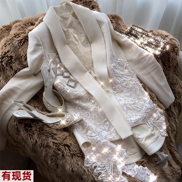 women's jackets high-end design lace beaded white small suit female spring and autumn retro stitching mesh long-sleeved slim jacket, Black;brown
women's jackets high-end design lace beaded white small suit female spring and autumn retro stitching mesh long-sleeved slim jacket, Black;brown