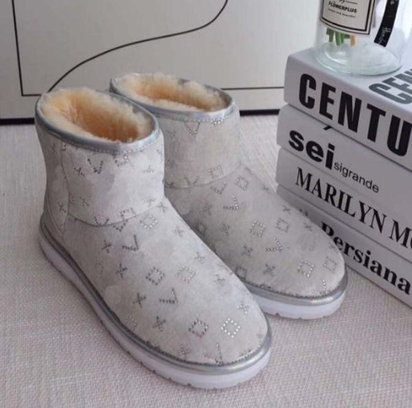 classics winter snow boots real fur slides leather waterproof warm knee high boot fashion booties with box by shoe10 70, Black
classics winter snow boots real fur slides leather waterproof warm knee high boot fashion booties with box by shoe10 70, Black