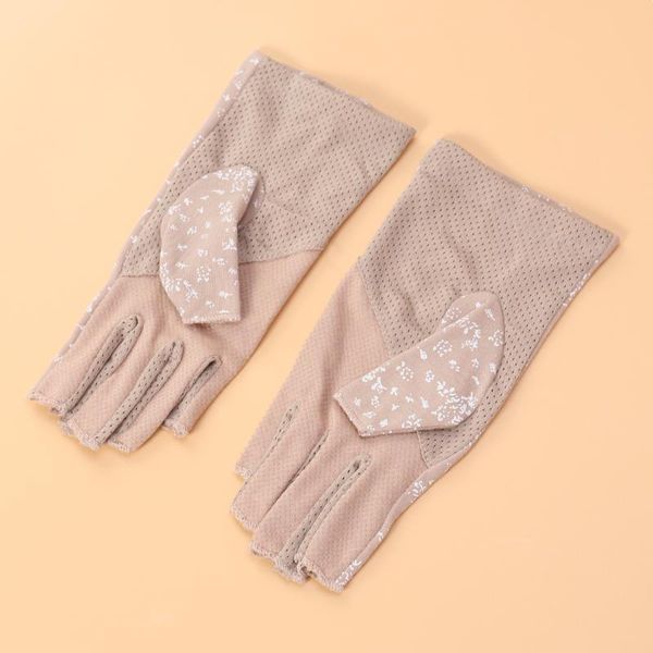 cycling gloves 1 pair of outdoor sunblock half finger floral printing mitten uv protection for climbing riding (khaki), Black
cycling gloves 1 pair of outdoor sunblock half finger floral printing mitten uv protection for climbing riding (khaki), Black
