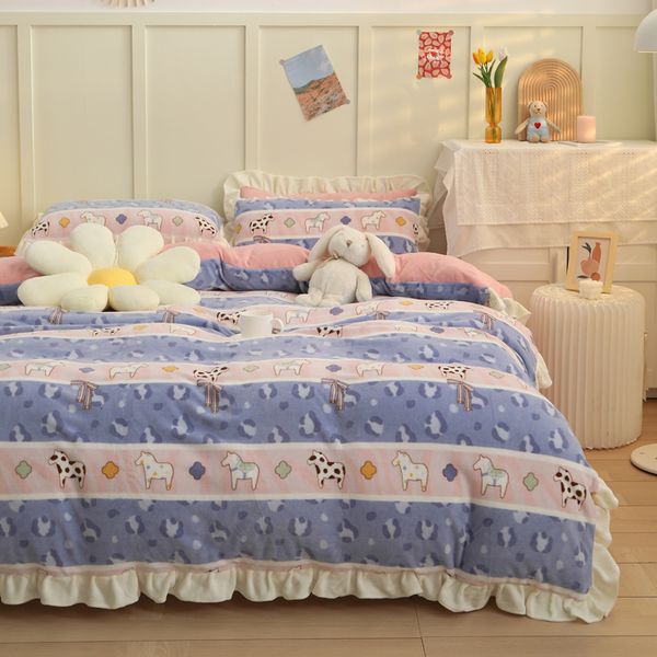 korean princs four piece winter thickened milk veet warm quilt set bedding
korean princs four piece winter thickened milk veet warm quilt set bedding