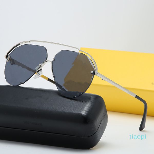 brand designer sunglasses acetate frame real uv400 glass lenses oculos de sol. suitable men women fashion beach shading,driving,, White;black
brand designer sunglasses acetate frame real uv400 glass lenses oculos de sol. suitable men women fashion beach shading,driving,, White;black