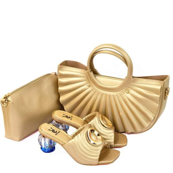 dress shoes slippersummer african selling italian design est ladies and bag set decorated with rhinestone in golden color for party, Black
dress shoes slippersummer african selling italian design est ladies and bag set decorated with rhinestone in golden color for party, Black