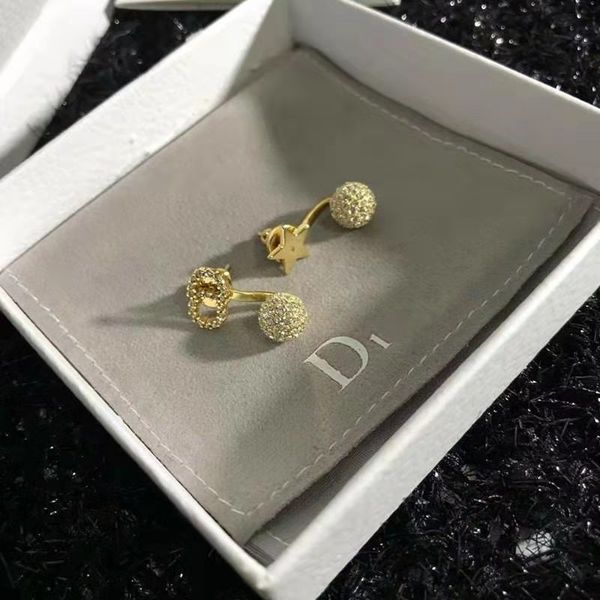 75% off outlet online family letter female fashion net red same star asymmetric earrings, Silver
75% off outlet online family letter female fashion net red same star asymmetric earrings, Silver