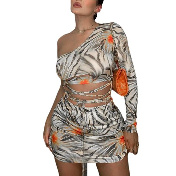 casual dresses 2021 women close-fitting oblique shoulder mini dress floral printed pattern hollow out tie-up for autumn s/ / l, Black;gray
casual dresses 2021 women close-fitting oblique shoulder mini dress floral printed pattern hollow out tie-up for autumn s/ / l, Black;gray
