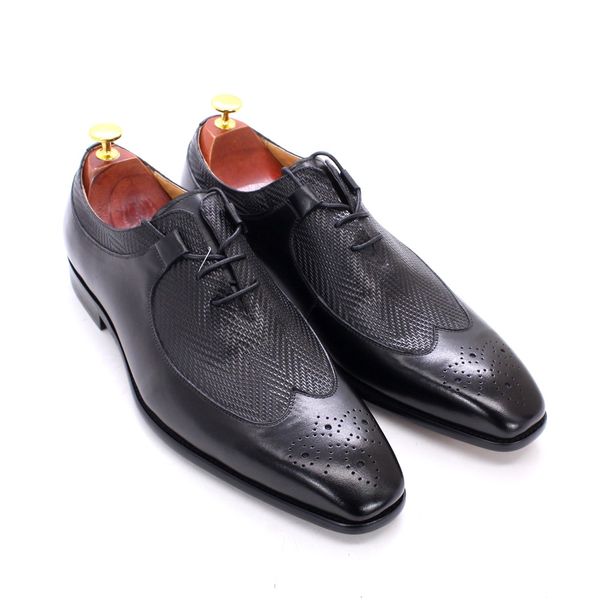 classic wing tip mens oxford brogue genuine leather black brown dress shoes handmade business wedding formal suit shoes for men, Red;white
classic wing tip mens oxford brogue genuine leather black brown dress shoes handmade business wedding formal suit shoes for men, Red;white