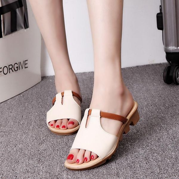 summer flat-bottomed women's sandals korean version of flat-heeled plus size beach shoes slippers, Black
summer flat-bottomed women's sandals korean version of flat-heeled plus size beach shoes slippers, Black