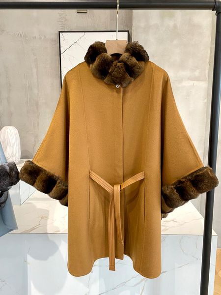 women's fur & faux arlenesain 2021 double face cashmere nice cape with real chinchilla collar, Black
women's fur & faux arlenesain 2021 double face cashmere nice cape with real chinchilla collar, Black