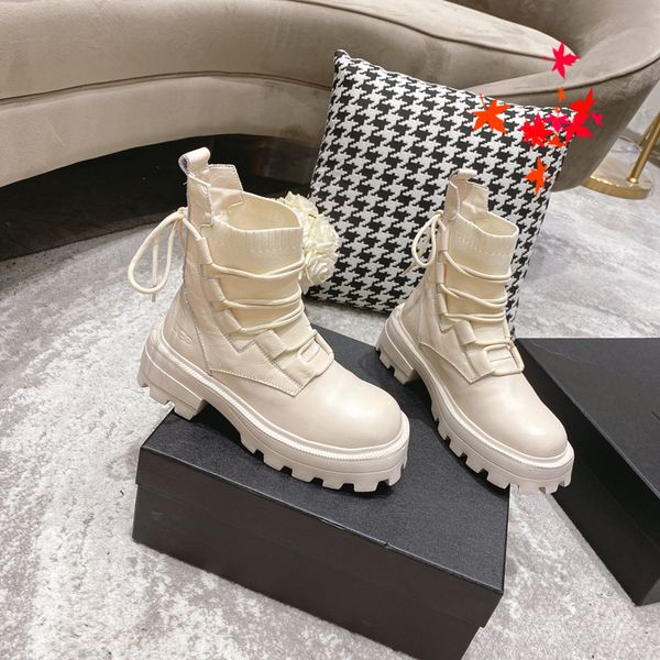 2022 winter women dress boots high heels design leather boot knitted sock-like flats biker luxury designer shoes tall ankle booties with log, Black
2022 winter women dress boots high heels design leather boot knitted sock-like flats biker luxury designer shoes tall ankle booties with log, Black