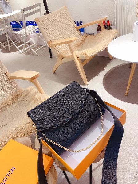 2021 on selling luxury classic brand leather bags fashion women handbags backpack ladies shoulder bag evening handbag -l2310, Red;black
2021 on selling luxury classic brand leather bags fashion women handbags backpack ladies shoulder bag evening handbag -l2310, Red;black