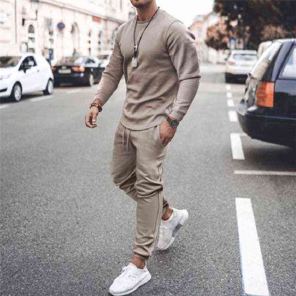 2021 autumn man round neck solid color sport slim fit casual suit men's long sleeve and drawstring pants fashion 2 piece set g1209, Gray
2021 autumn man round neck solid color sport slim fit casual suit men's long sleeve and drawstring pants fashion 2 piece set g1209, Gray