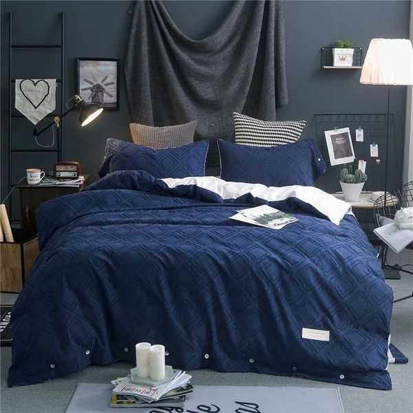 bedding sets 2021 luxury 100% cotton clipping diamond check set button duvet cover bed sheet pillowcases 4pcs king size
bedding sets 2021 luxury 100% cotton clipping diamond check set button duvet cover bed sheet pillowcases 4pcs king size