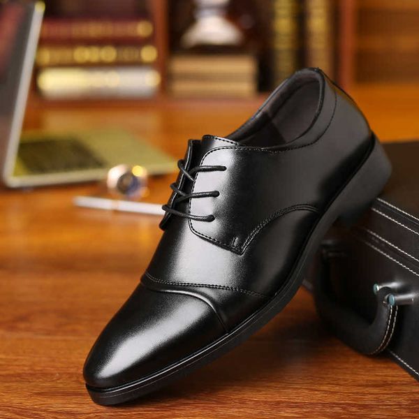 new large pointed men's leather shoes classic business casual fashion ess four seasons, Black
new large pointed men's leather shoes classic business casual fashion ess four seasons, Black