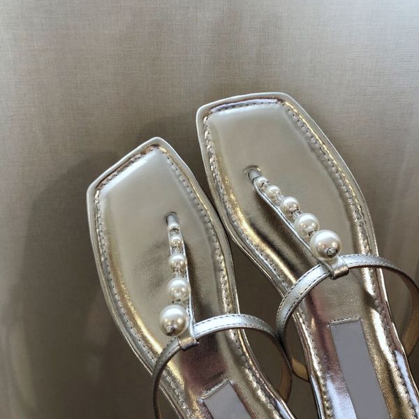 2021 luxury designer alaina flat glossy pearl leather ladies sandals square toe elegant, simple and comfortable outdoor casual shoes, Black
2021 luxury designer alaina flat glossy pearl leather ladies sandals square toe elegant, simple and comfortable outdoor casual shoes, Black