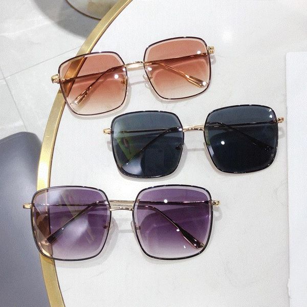 sunglasses metal women square fashion rhinestone cutting gradient grey vintage sun glasses ladies trendy, White;black
sunglasses metal women square fashion rhinestone cutting gradient grey vintage sun glasses ladies trendy, White;black