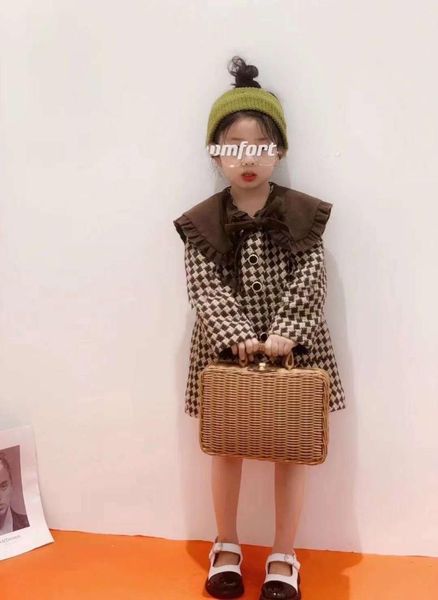 girl's dresses girls coat dress plaid large collar woolen material plus wool thick 2021 autumn and winter baby girl warm, Red;yellow
girl's dresses girls coat dress plaid large collar woolen material plus wool thick 2021 autumn and winter baby girl warm, Red;yellow