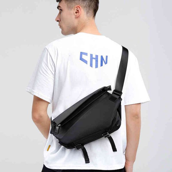 2021 waist bag tide brand men's chest leisure single shoulder sports messenger backpack, Black;red
2021 waist bag tide brand men's chest leisure single shoulder sports messenger backpack, Black;red
