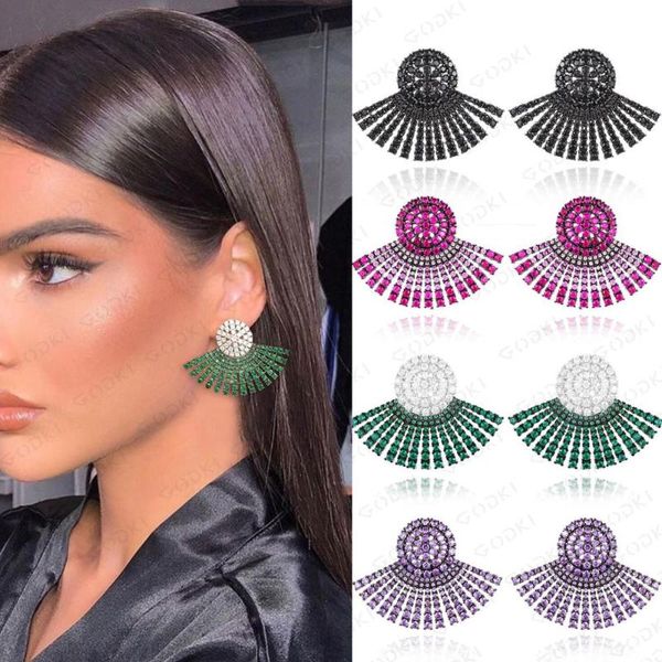 famous luxury full ealobe stud earring for women accessories cubic zircon earrings pendientes mujer moda, Golden;silver
famous luxury full ealobe stud earring for women accessories cubic zircon earrings pendientes mujer moda, Golden;silver