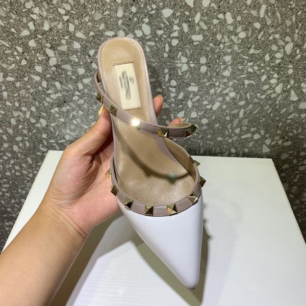 2021 good quality fashion women luxurys designers shoes designer sandals womens luxury high heels sandal dress shoess with box size 35-41 -g, Black
2021 good quality fashion women luxurys designers shoes designer sandals womens luxury high heels sandal dress shoess with box size 35-41 -g, Black