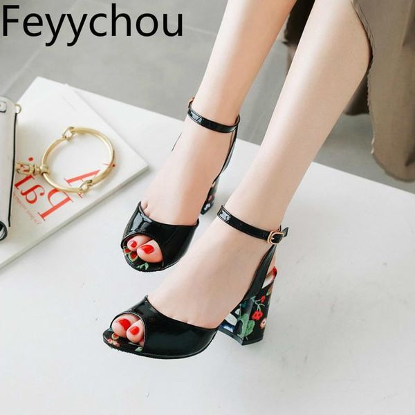 women's sandals high heel buckle peep toe patent leather thick flower 2021 fashion casual sweet black size 34-44
women's sandals high heel buckle peep toe patent leather thick flower 2021 fashion casual sweet black size 34-44